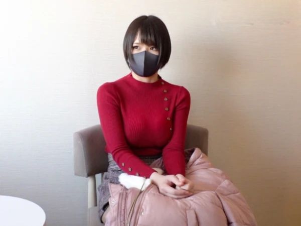 【素人】ショートカット爆乳の看護師さんを街中ナンパで謝礼金に釣られてホテIN生ハメSEX！圧巻のデカ乳パイズリ♪