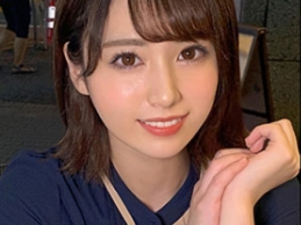 【素人】彼氏持ちのちっぱい美少女がホテIN浮気ハメ撮りSEX！恥ずかしがりながらカメラ目線でメス顔晒す！