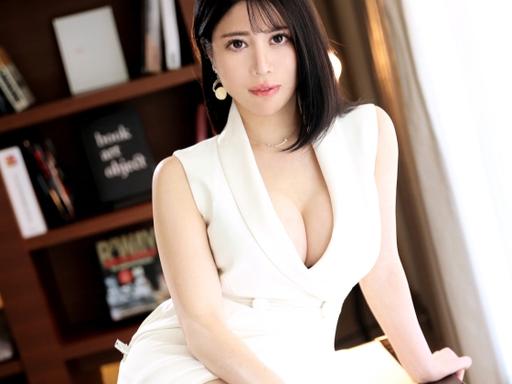 【巨乳】美人で美ボディなお姉さんをクンニ責め！おマンコ舐め回され快感にヌルヌルと湿りだす！