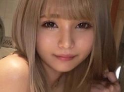 【ギャルキャバ嬢の即ハメSEX】金髪美少女がホテルで乱れる！華奢なボディは超敏感、激しいピストンでイキまくり♡