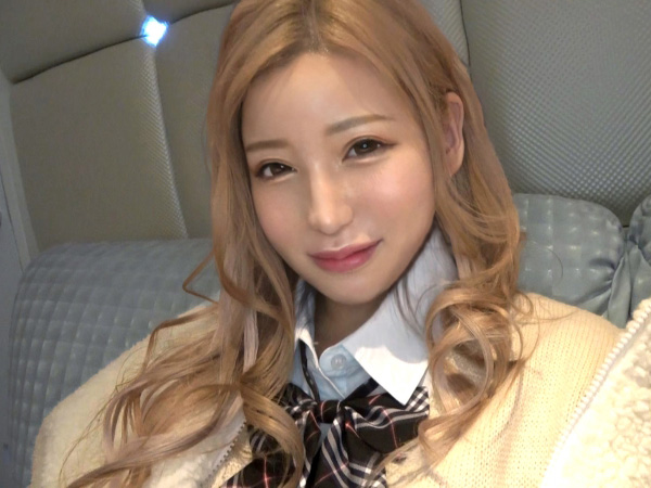 【ギャルの淫らな本性】 ツンツン金髪ギャルがハメ撮りで乱れまくり！ 隠せないエロさで男を骨抜きにする♡