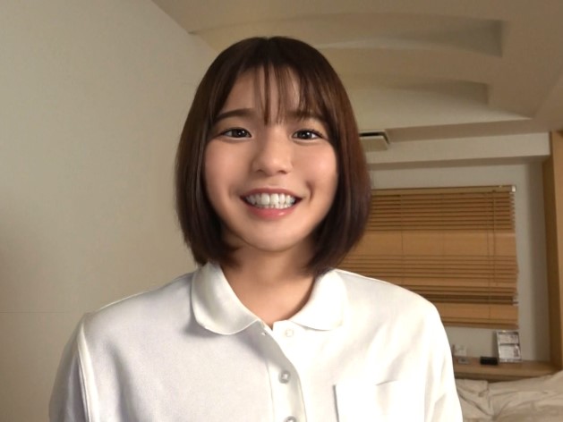 【巨乳美少女の揺れ乳セックス】 あどけない顔してエロいカラダ！ 激しくハメられておっぱい揺らし、ザーメンまみれでイキまくり♡