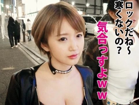【バンド少女のナマ配信】 Fカップ美乳のボーカル娘がライブ後、熱狂ファンと生ハメ！ 潮吹き連発の激エロライブ！