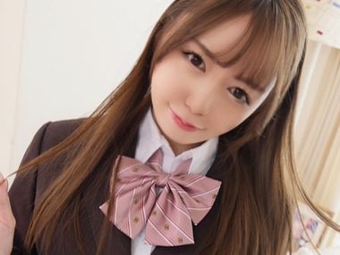 【お嬢様の秘密の快楽】清楚な制服美少女がイラマチオで喉奥開発！デカチンに喘ぎ、喉イキ連発！ドMな令嬢が制服姿で淫らに乱れる、激ヤバセックス！！♡