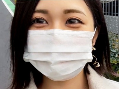 【スケスケ衣装の素人娘】べっぴんちゃんがローションまみれで騎乗位、パイスラッシュで絶頂！