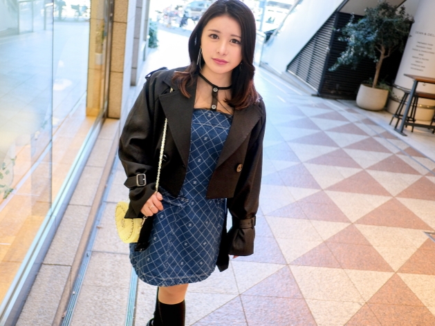 【人妻の淫らな本性】『もう我慢できない…』肉感たっぷりのエロ人妻が禁断の不倫セックスで乱れまくり！肉厚マ●コがチ●ポを貪り、濃厚な交わりで快感に溺れる！