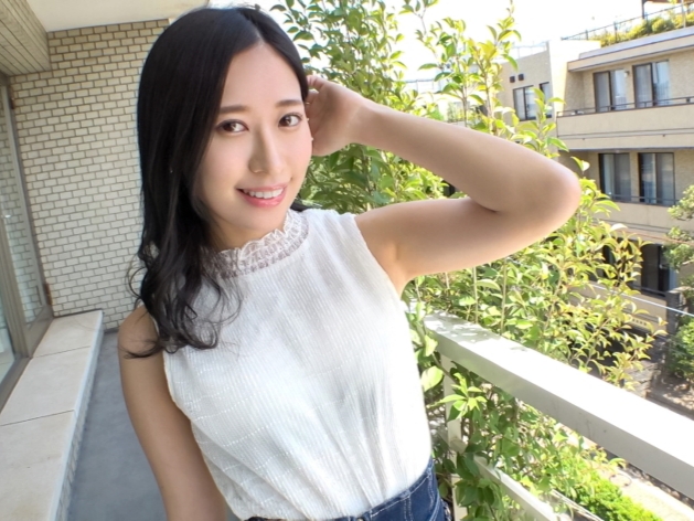 【美乳お姉さんの淫乱セックス】『もっと激しく…』スレンダー美ボディが肉棒に夢中！ 敏感な美乳を揺らしながら、感じまくる姿は超エロい！ 乱れまくるお姉さんに興奮間違いなし！♡