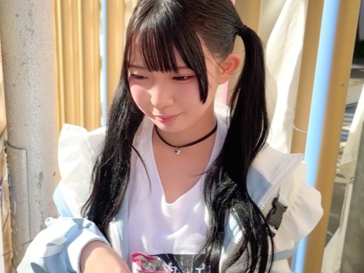 【ホスト狂いの美少女】『もう…お金が欲しいの…』身体を張って稼ぐ純粋な美少女が、激ピストンで痙攣イキ！それでも物足りず、電マでオナニーしちゃう敏感ボディ♡