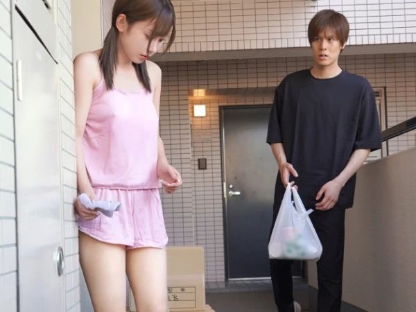 【隣のカップルの彼女がまさかの誘惑】コミュ障美少女が突然のベロチュー攻撃！理性が吹き飛ぶほど濃厚な浮気セックスで、隣人の彼氏を裏切る禁断の快楽に溺れる！♡