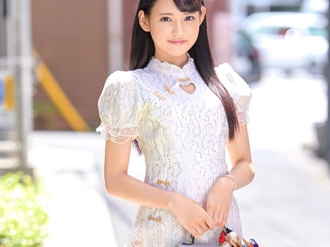 【神レベル美少女が素人宅訪問】『本当にいいの？』スレンダー美女が一般男性と濃厚プレイ！素人男性の自宅で見せる本気のエロさに悶絶必至♡