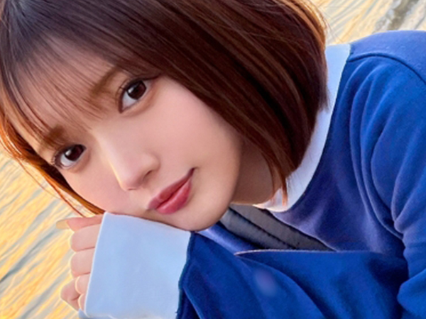 【素人JDとデートSEX】ショートカットが似合う女子大生とラブラブデート♥貧乳ボディを独り占め！生チ○ポで突いて、最後は顔射でフィニッシュ！