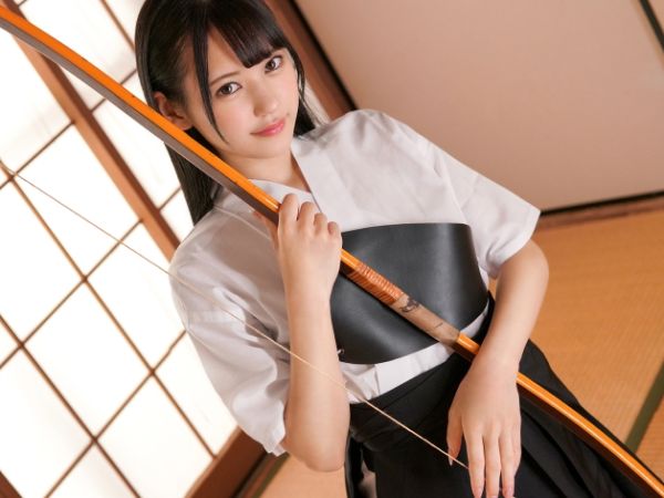 【部活後の禁断プレイ】『先輩、もうやめて…』スレンダー美少女弓道部員が、部員が帰った部室で先輩と潮まみれのエッチ！貧乳ボディが敏感に反応しちゃう！♡